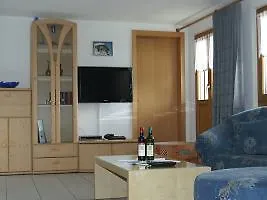 Apartment Adler Residenz 8 *